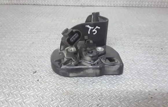 Volkswagen Transporter - Caravelle T5 Sliding door lock 7H0843604