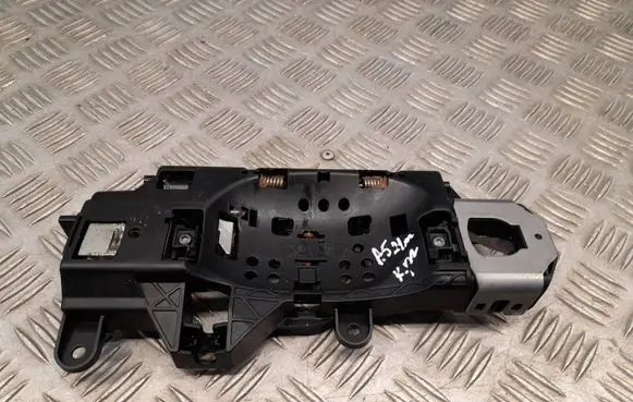 Audi A5 Front door exterior handle/bracket 8W0183811A
