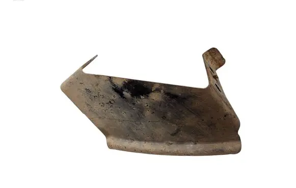 Front bumper mounting bracket