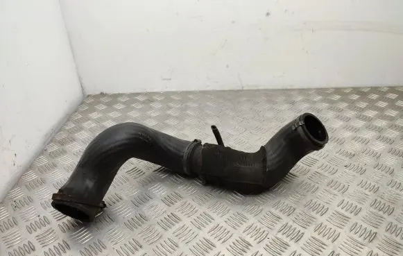 Volvo V70 Intercooler hose/pipe