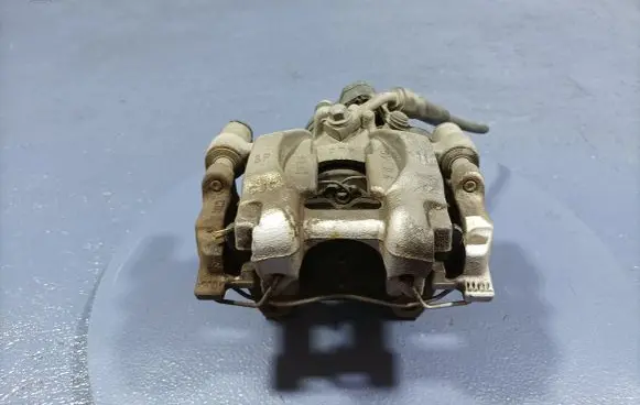 Skoda Superb B8 (3V) Rear brake caliper 3Q0615405R