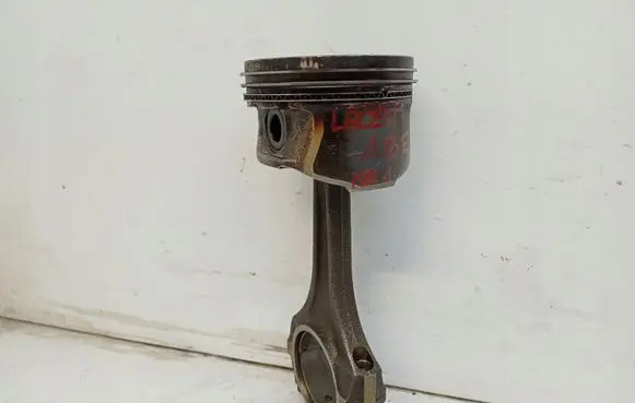 Chevrolet Lacetti Piston with connecting rod