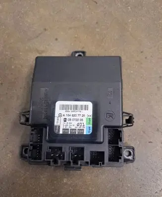 Mercedes-Benz R W251 Door control unit/module A1648207726 05072205 5041205347701