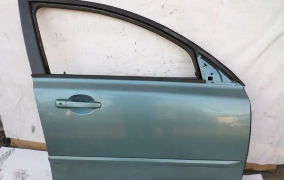 Volvo V50 Front door