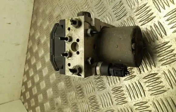 Alfa Romeo 156 ABS Pump 46840337