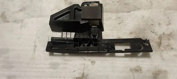 Opel Grandland X Rear bumper mounting bracket 9822489880