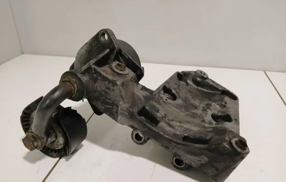 BMW 5 E39 A/C compressor mount bracket 64552247421