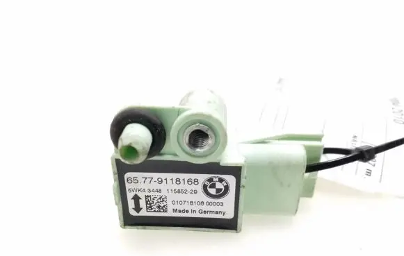 BMW 5 E60 E61 Airbag deployment crash/impact sensor 9118168