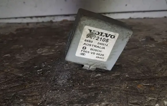 Volvo S60 Alarm control unit/module 9472105