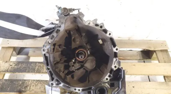 Toyota Yaris Manual 5 speed gearbox 70F010