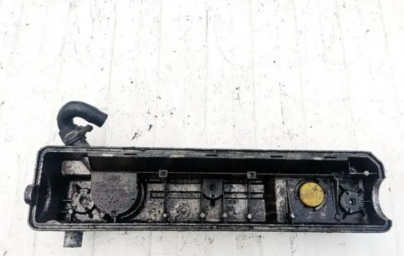 Rocker cam cover