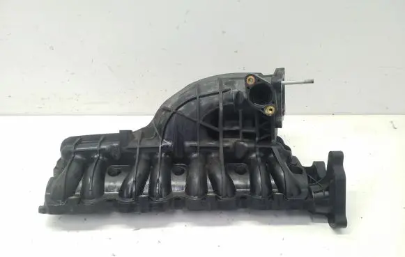 KIA Sportage Intake manifold