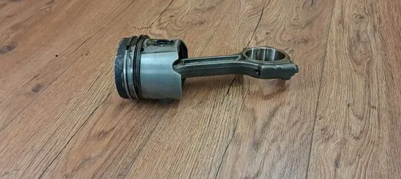 Renault Vel Satis Piston with connecting rod 7701478827