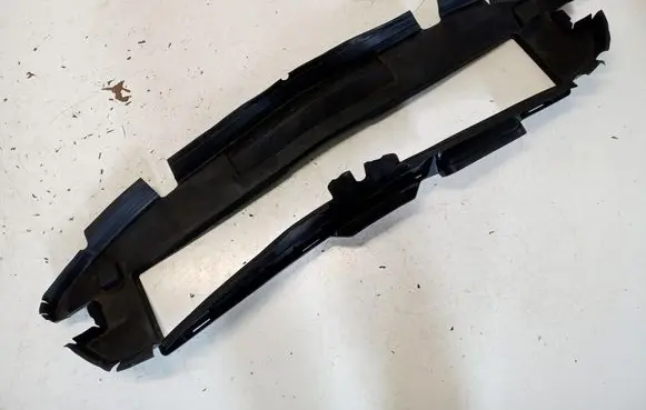 Mercedes-Benz CLA C118 X118 Radiator trim A1188853400