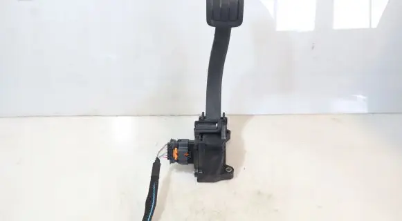 Citroen C4 II Accelerator throttle pedal