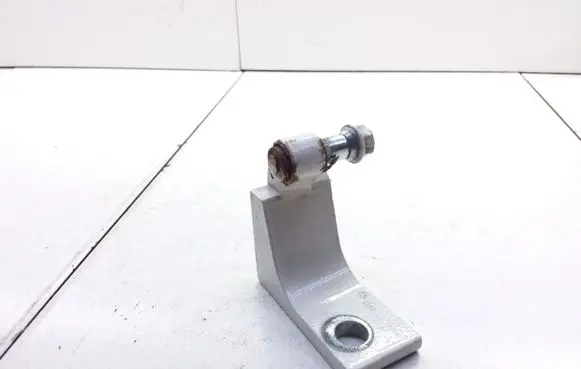 Volkswagen Transporter - Caravelle T5 Front door upper hinge 7H0831401B
