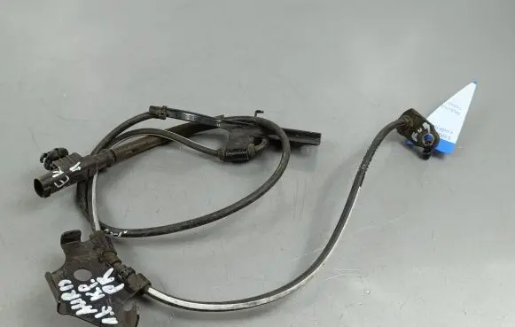 Toyota Auris E180 ABS brake wheel speed sensor 8954302061