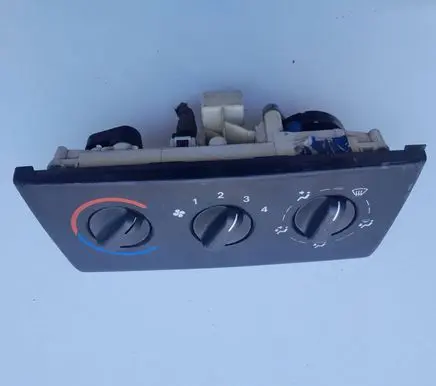 Opel Vectra B Climate control unit 6081F1A 86323