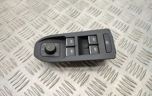 Volkswagen Golf VIII Electric window control switch 5H0867255 3G0959565C
