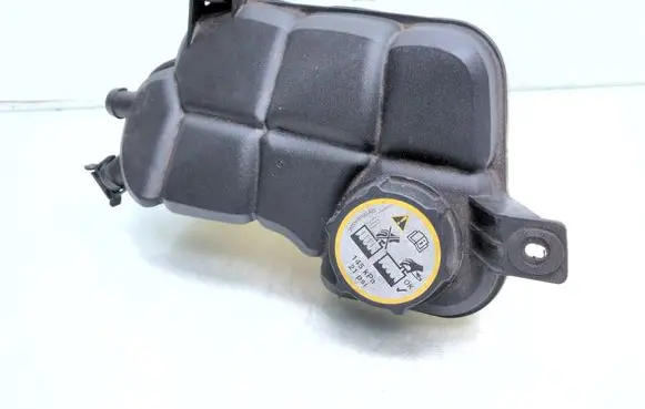 Volvo V60 Coolant expansion tank/reservoir 6G918K218 6G918K218CD 3M5H8100AD