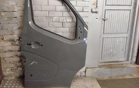 Door (2 Door Coupe)