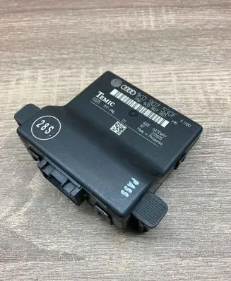 Skoda Octavia Mk2 (1Z) Gateway control module 1K0907530F