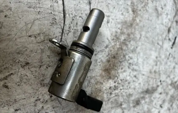 Audi A3 S3 8V Camshaft vanos timing valve 03C906455A