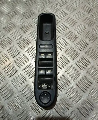 Peugeot 307 Electric window control switch 53269704 5326970071 PA6GF30