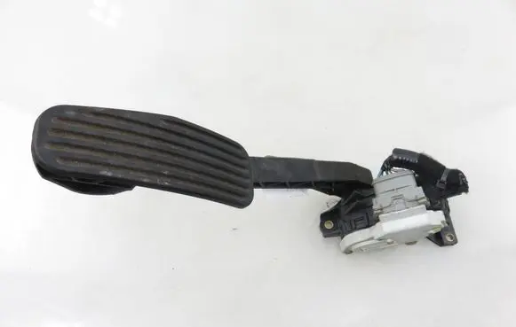Volvo XC90 Accelerator throttle pedal 30666656