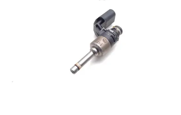 Audi A3 S3 8P Fuel injectors set 03C906036F