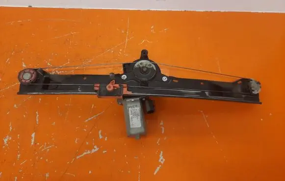 Fiat Punto (199) Front door window regulator with motor 51765574