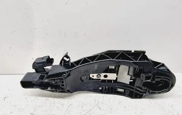 Citroen DS7 Crossback Front door exterior handle/bracket 9822245080