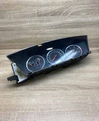 Nissan Primera Speedometer (instrument cluster) BV014