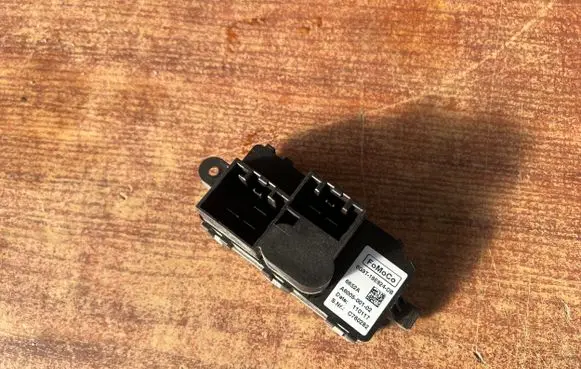 Ford Grand C-MAX Heater blower motor/fan resistor 6G9T19E624DB