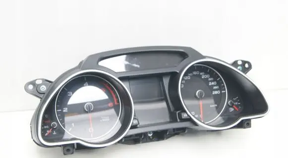 Audi A5 8T 8F Speedometer (instrument cluster) 8T0920932N