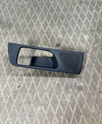 Toyota Avensis T250 Rear door handle trim 6761705040 8616005090