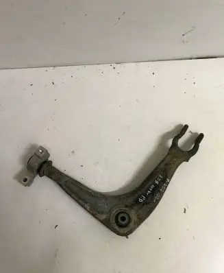 Peugeot 407 Front lower control arm/wishbone 7AAA01 0687754