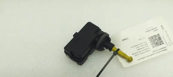 Headlight level adjustment motor