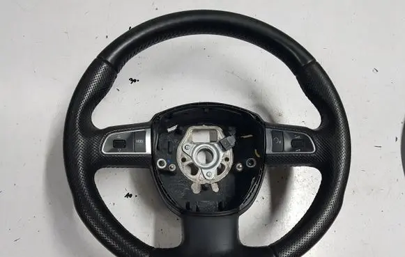 Audi A3 S3 8P Steering wheel 8R0419091FTNA