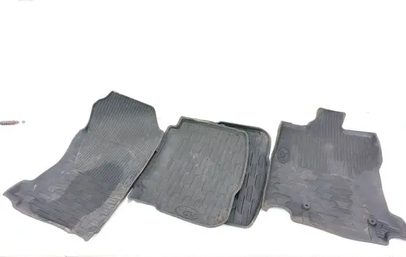 Subaru Outback (BT) Car floor mat set J501SAN100