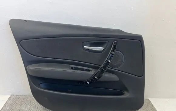 BMW 1 E81 E87 Front door card panel trim 6975300