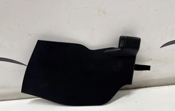 Lexus UX Other center console (tunnel) element 5881676060