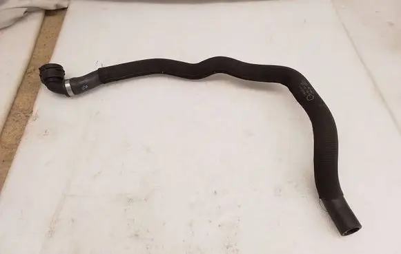 Audi A6 S6 C6 4F Engine coolant pipe/hose 4F0121109F