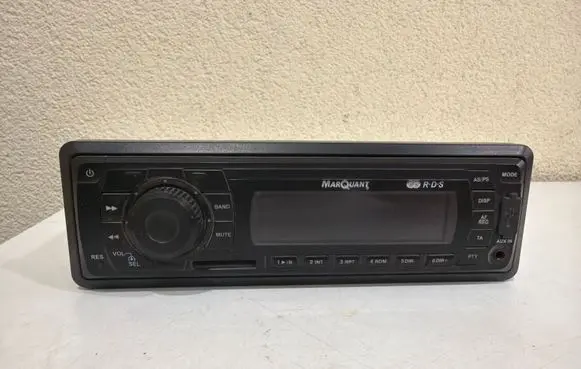 Volkswagen Golf V Radio/CD/DVD/GPS head unit 610104