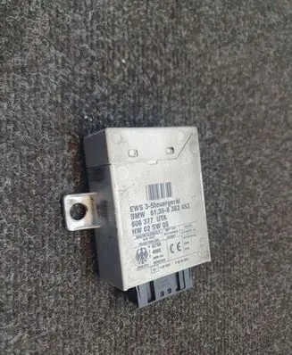 BMW 5 E39 Other control units/modules 61358382453 608377