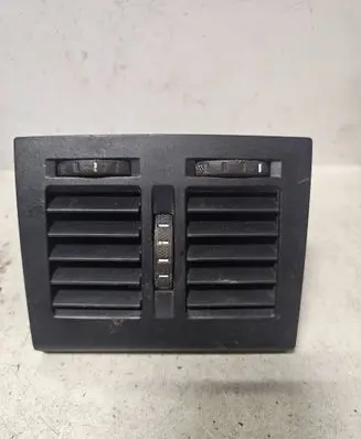 Skoda Octavia Mk2 (1Z) Rear air vent grill 1Z0819203 0712561