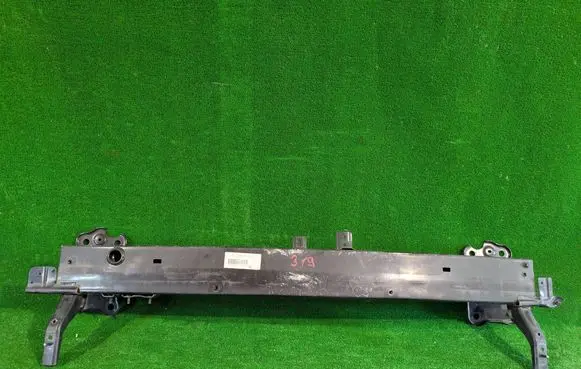 Hyundai Tucson TL Front bumper support beam 