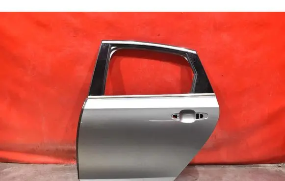 Volvo S90, V90 Rear door
