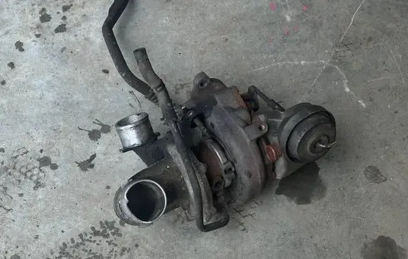 Toyota Avensis T250 Turbo E1151V4 0A0466