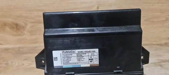 Volvo XC60 Keyless (KESSY) go control unit/module 8G9N19G481AA